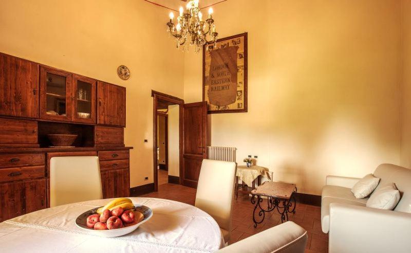 Casale Baldelli Apartments Castiglione del Lago Bagian luar foto